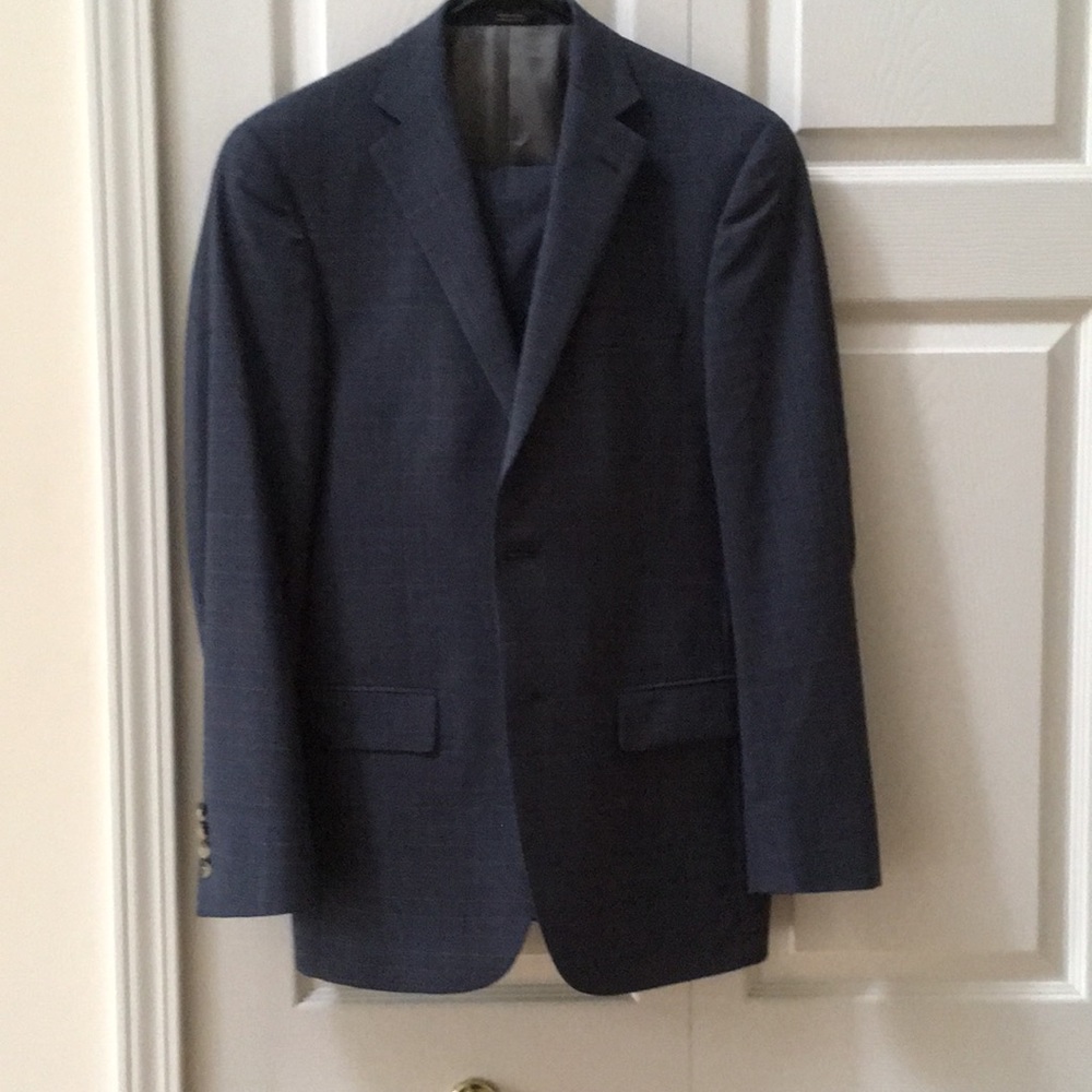Hart Schaffner Marx two piece suit 38 reg